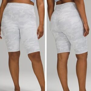 LULULEMON NWT WUNDER UNDER SHORT 10” RIBBED INCOGNITO CAMO ALPINE WHITE STARLIGH
